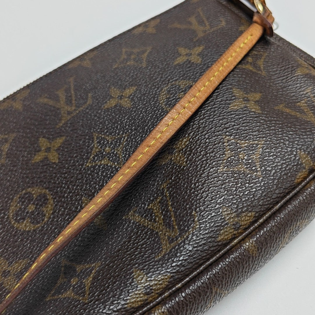 ACCESSOIRES Monogram Coated Canvas Brown