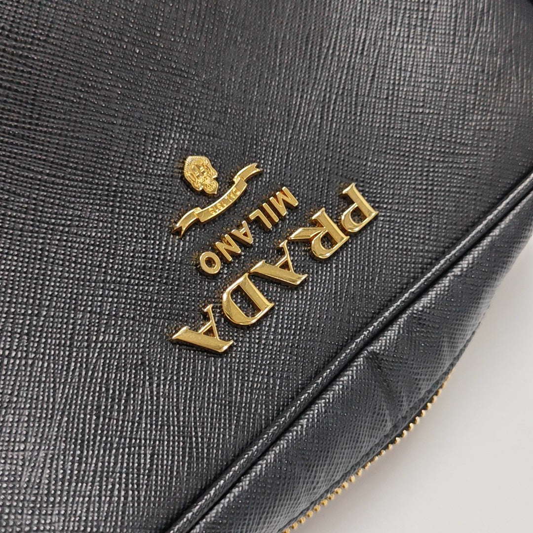 Saffiano Calfskin Shoulder Bag Black