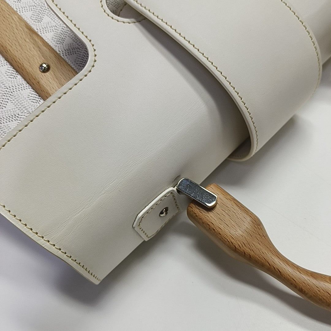Saïgon Coated Canvas White