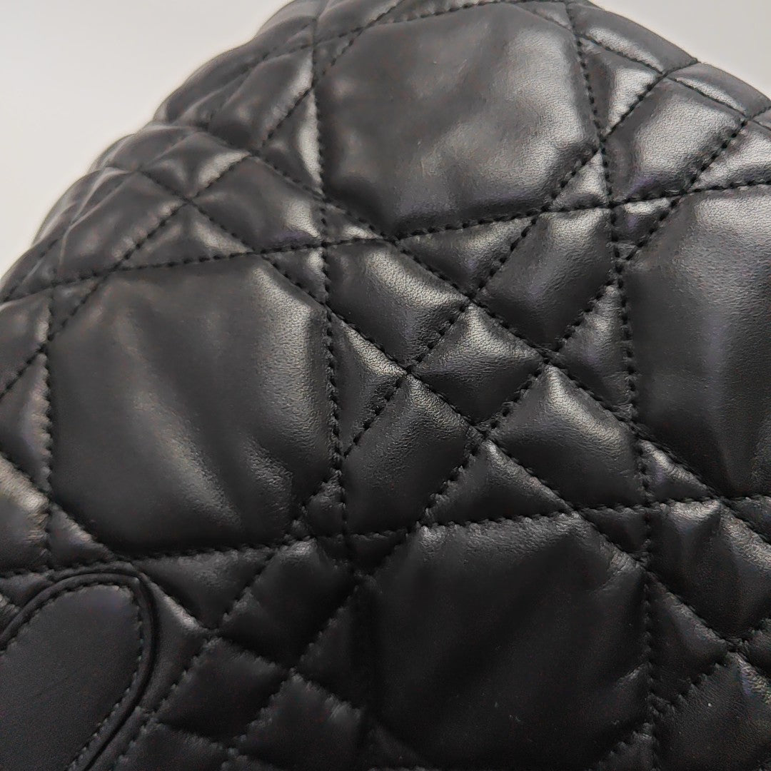 Toujours Medium Cannage Calfskin Black