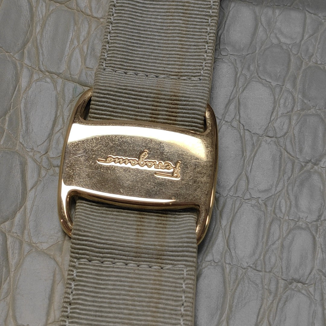 Calfskin Shoulder Bag Green