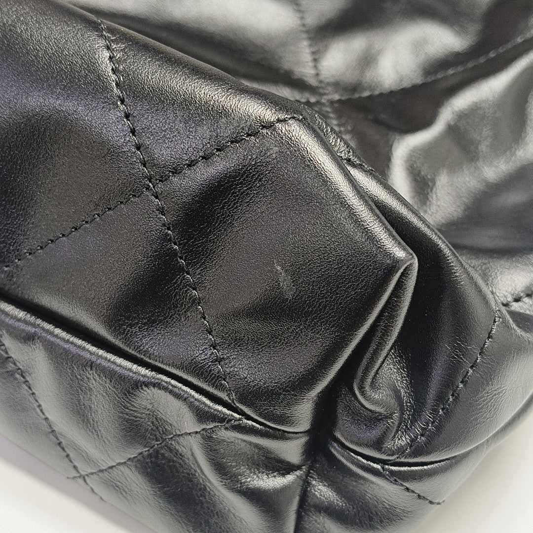 CHANEL 22 Small Quilted Calfskin Black