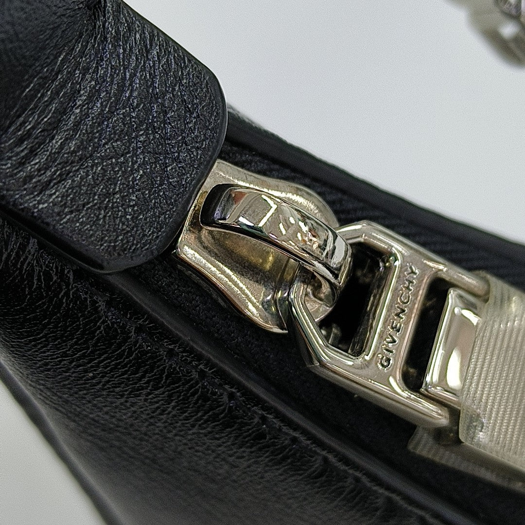 Calfskin Shoulder Bag Black