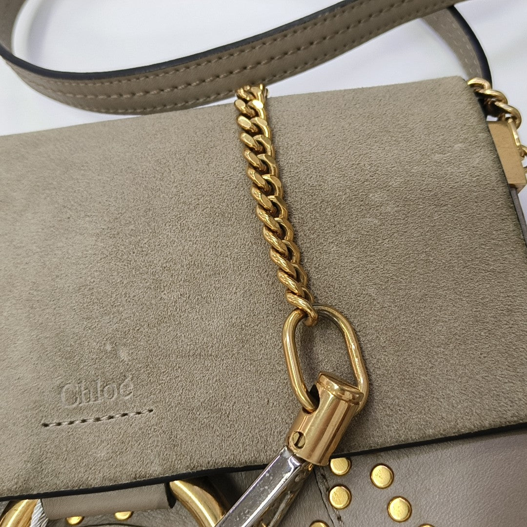 Faye Small Suede Gray