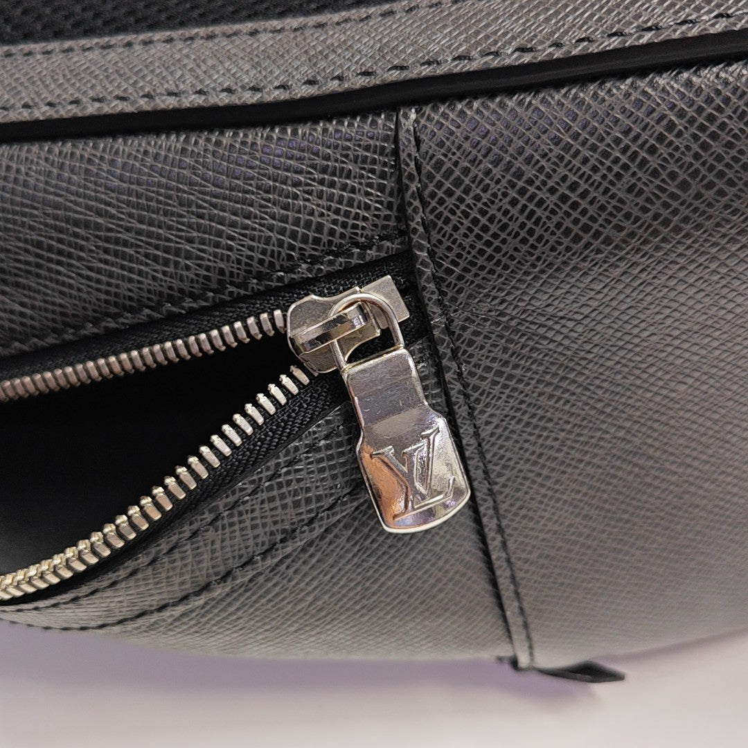 ANTON Calfskin Black