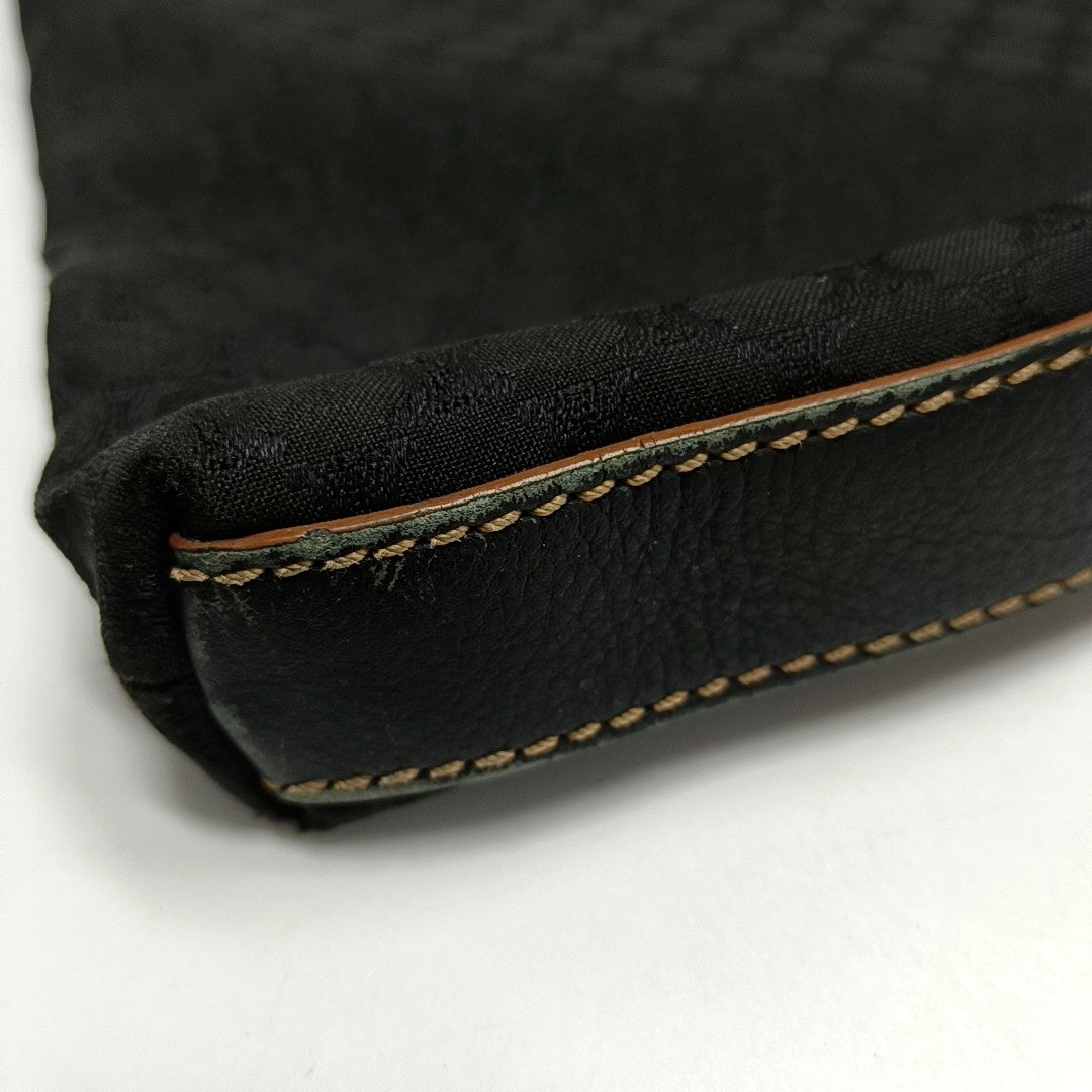 Canvas Black