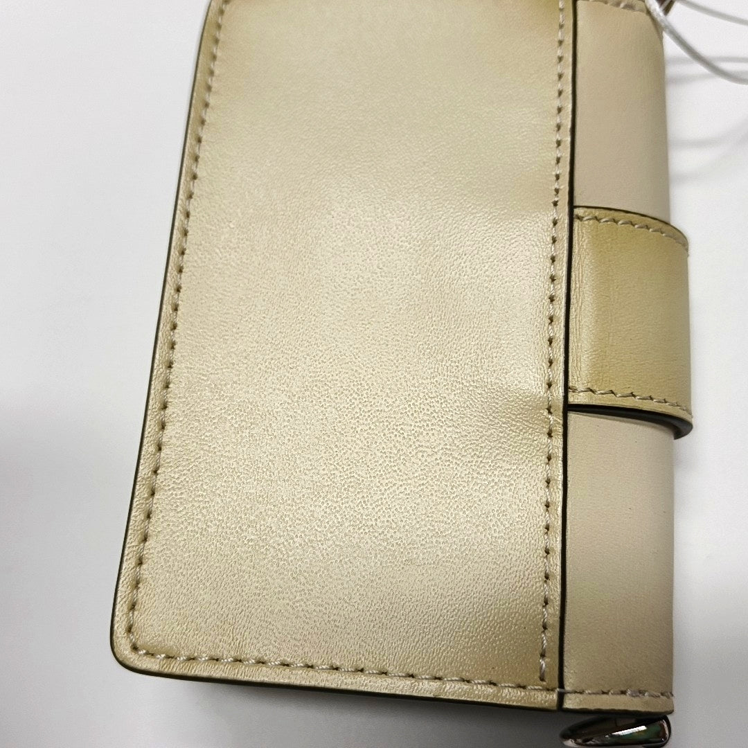 Authenticated pre-owned  Baguette Mini Calfskin Beige - Shoulder Bag at Looply