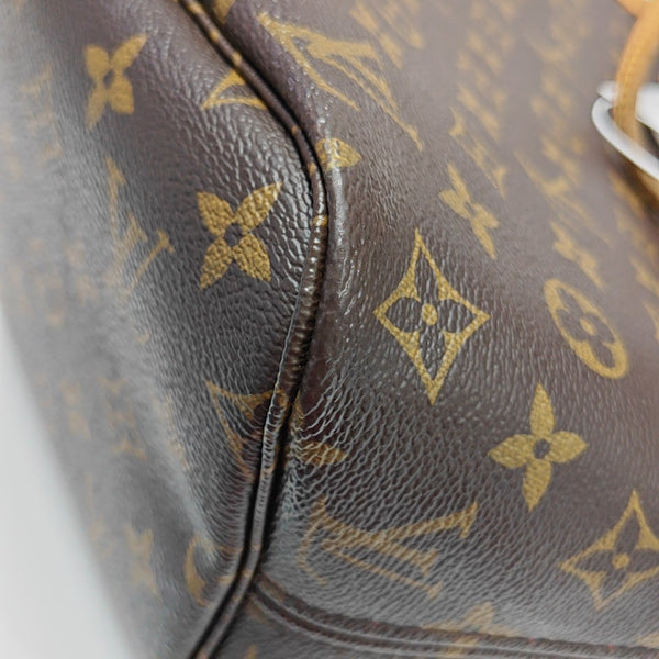 NEVERFULL MM Lona Monogram Revestida Marrón