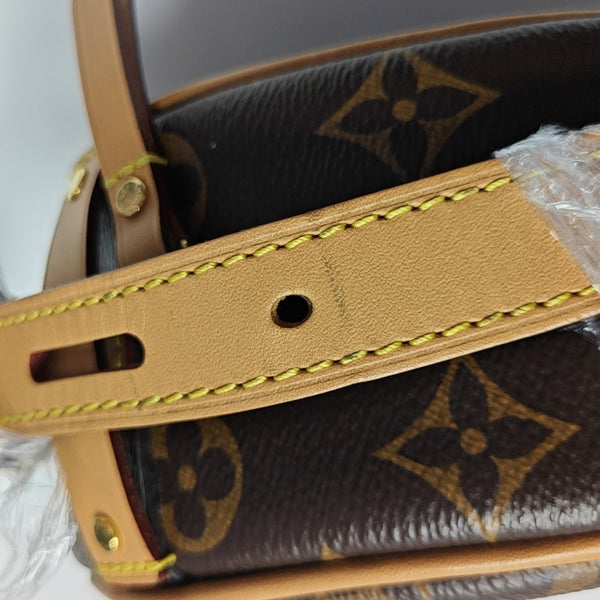 BOITE CHAPEAU PM Monogram Coated Canvas Brown