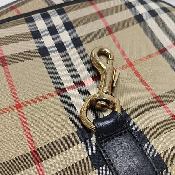 Canvas Brown