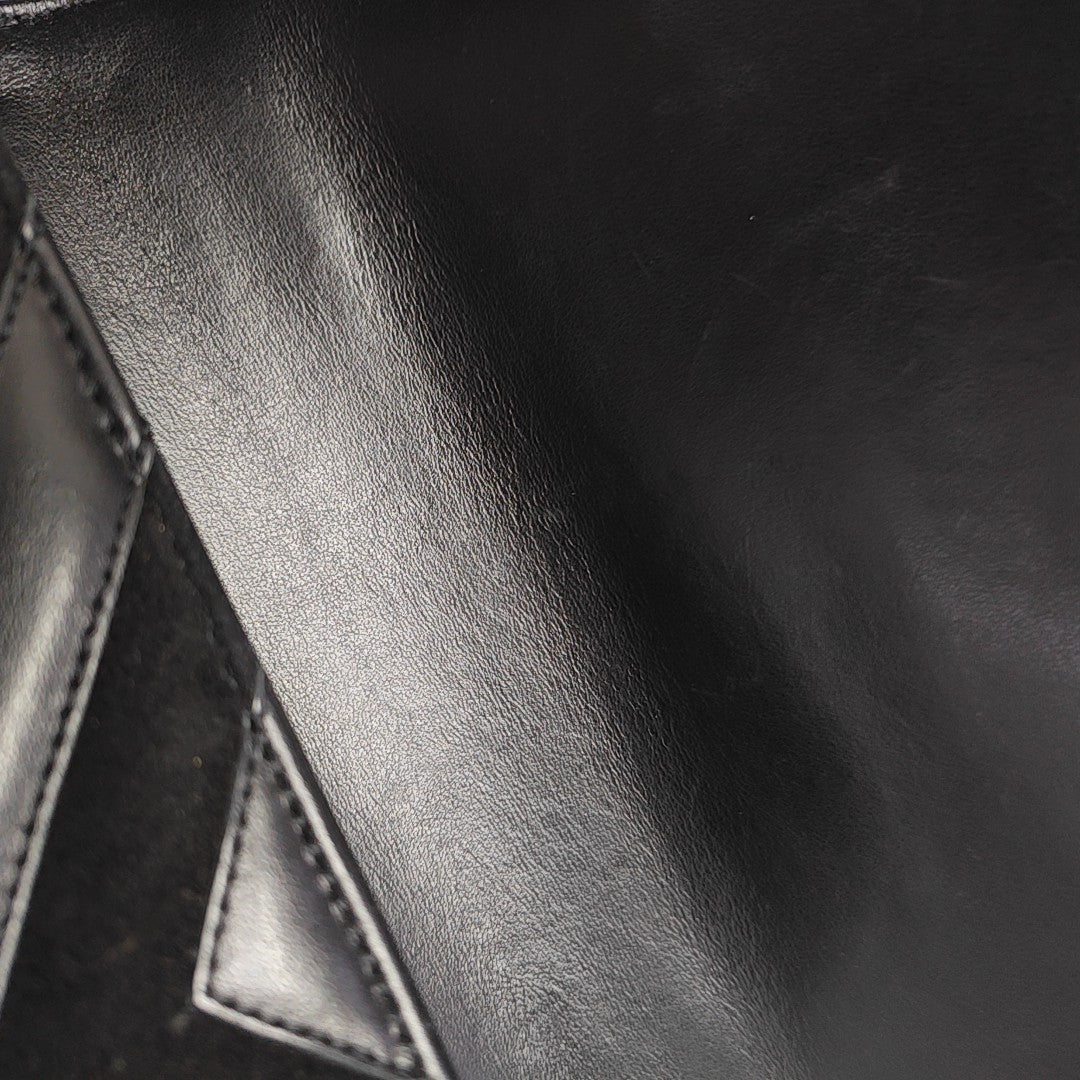 COLLEGE Medium Chevron Lambskin Black