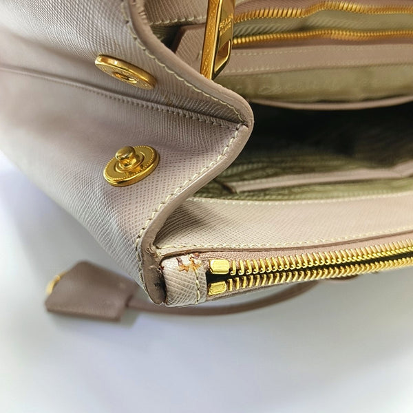 Authenticated pre-owned  Galleria Extra Large Saffiano Calfskin Pink - Top Handle Bag at Looply