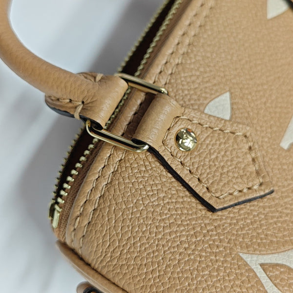 SPEEDY Nano Calfskin Beige