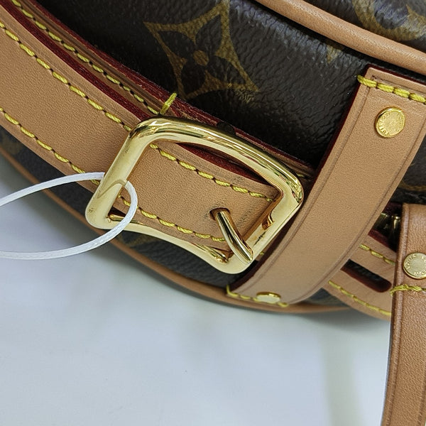 BOITE CHAPEAU PM Monogram Coated Canvas Brown