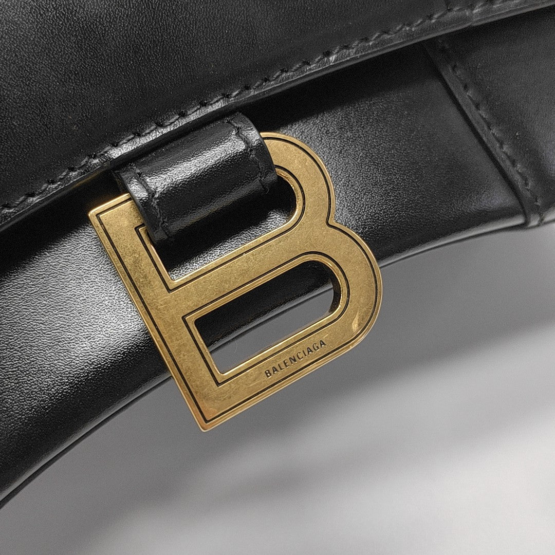 Hourglass XS Calfskin Black