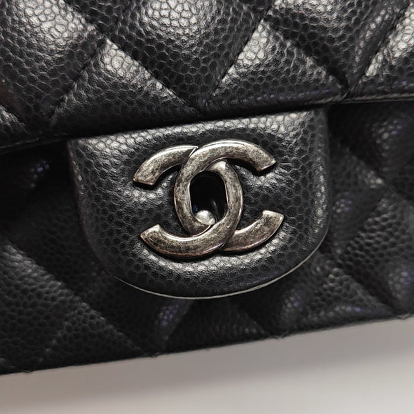 CLASSIC FLAP Mini Quilted Grained Calfskin Black