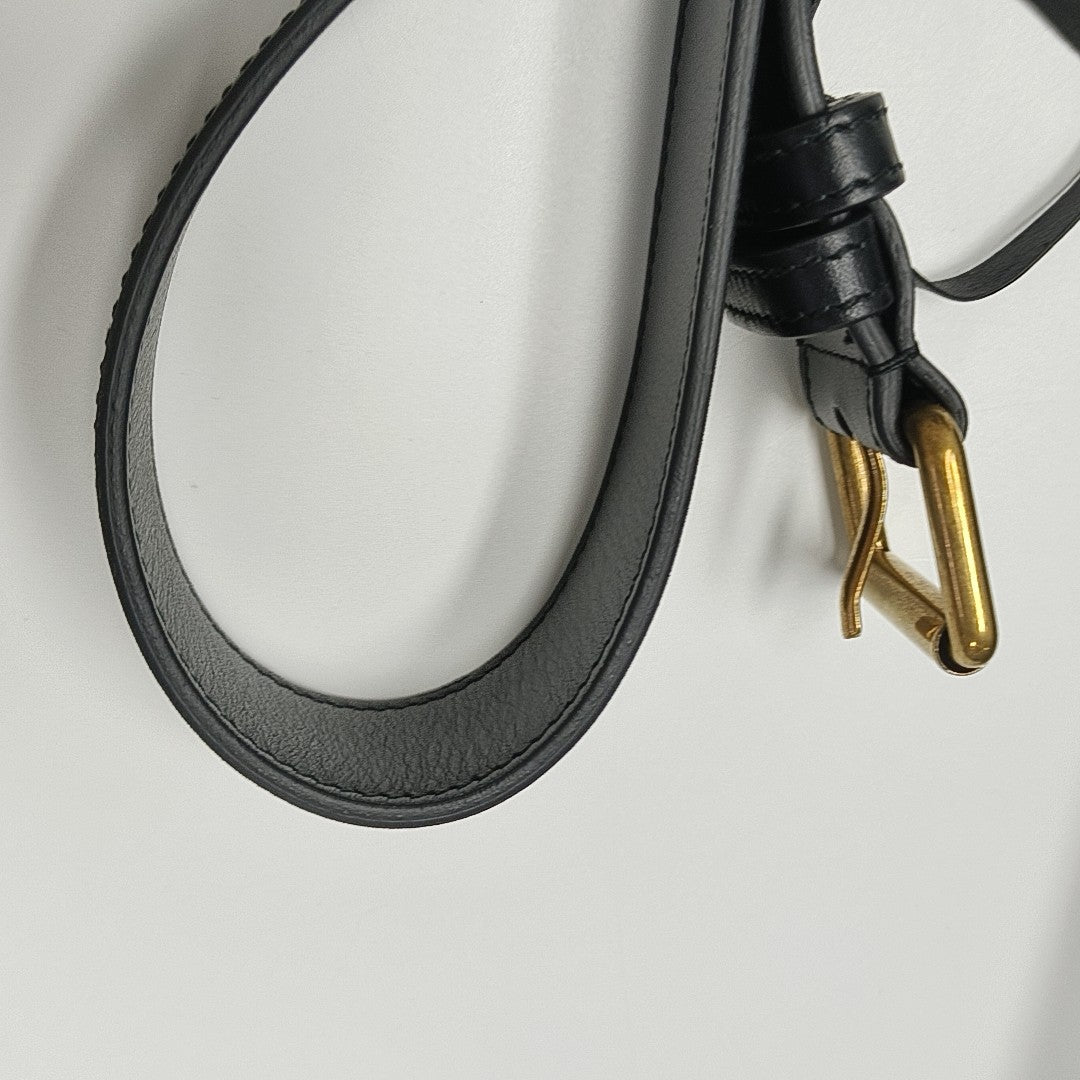 GG Marmont Small Quilted Calfskin Black