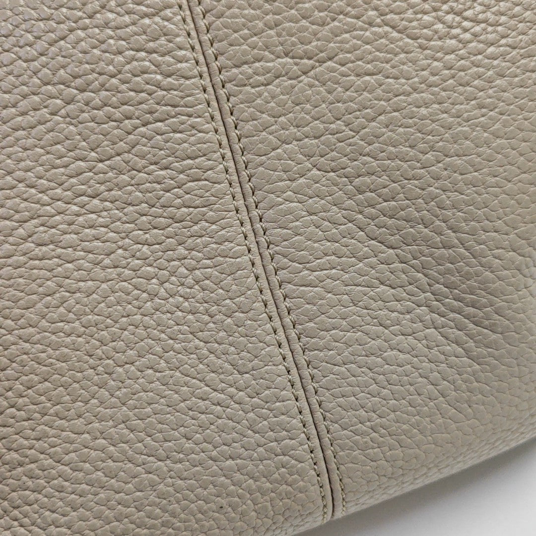 Calfskin Tote Bag Beige