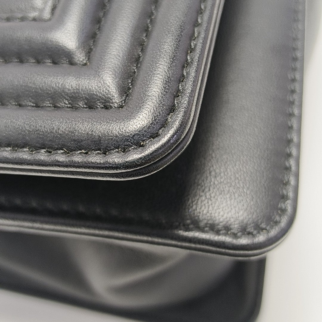 BOY CHANEL Medium Quilted Calfskin Black