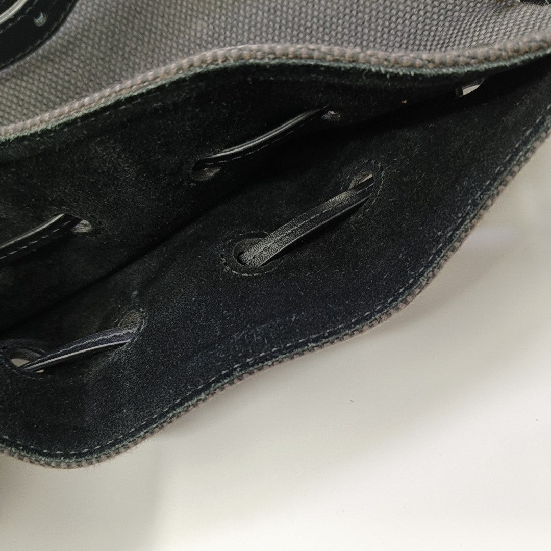 Horseshoe Small Canvas Black
