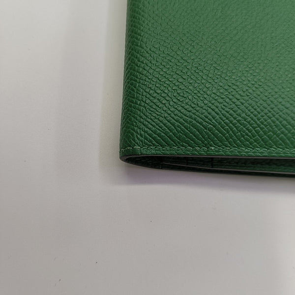Bearn Medium Epsom Green Wallet