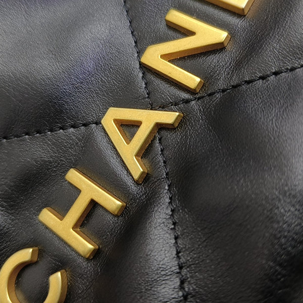 CHANEL 22 Mini Quilted Calfskin Black