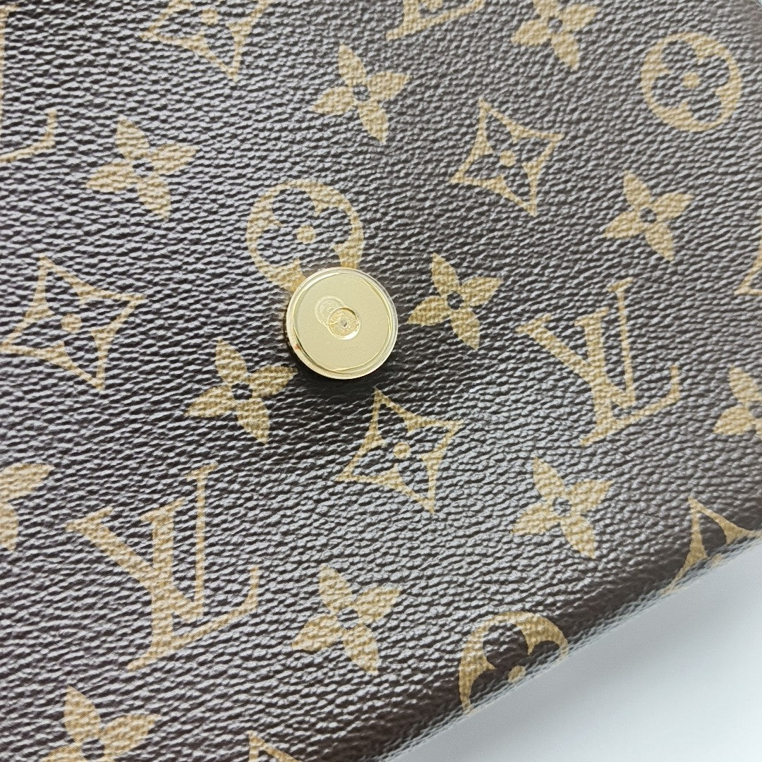 Authenticated pre-owned  LOCKY BB Monogram Coated Canvas Red - Shoulder Bag at Looply