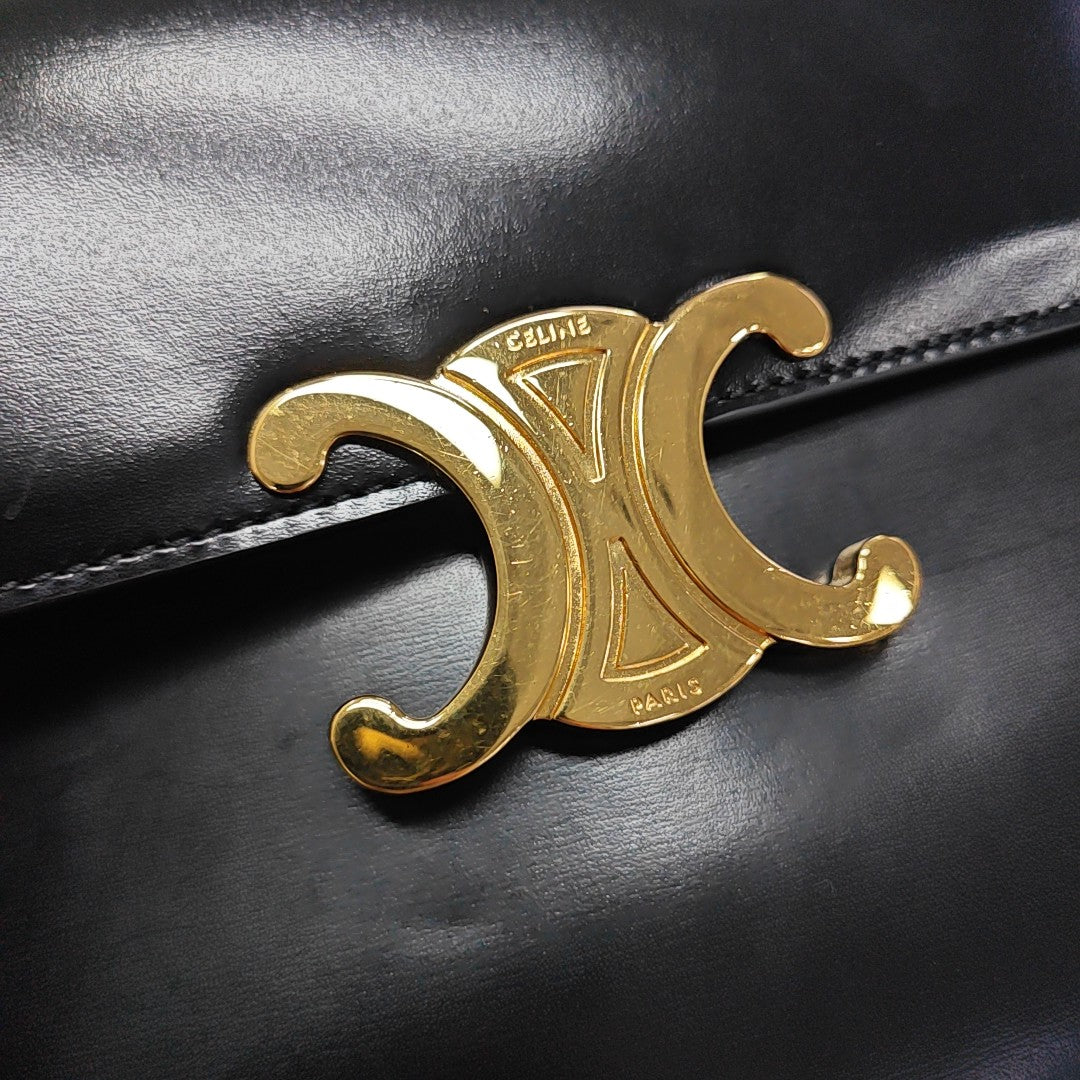 TRIOMPHE Medium Calfskin Black