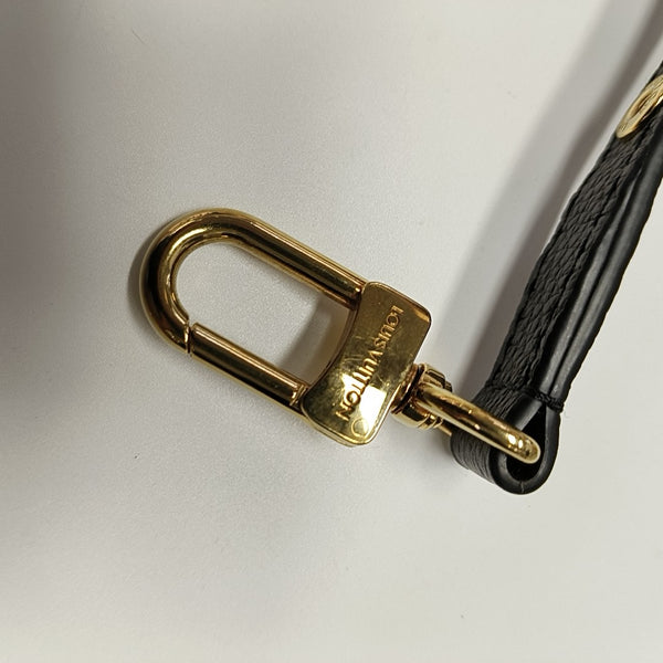MÉTIS EAST WEST Monogram Calfskin Black