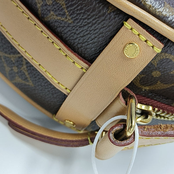 BOITE CHAPEAU PM Monogram Coated Canvas Brown