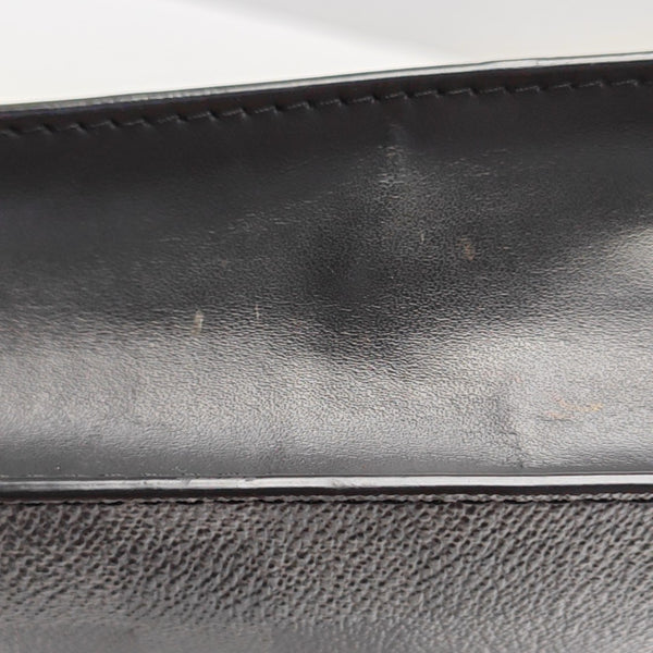 Pochette Voyag MM Damier Graphite Coated Canvas Gray