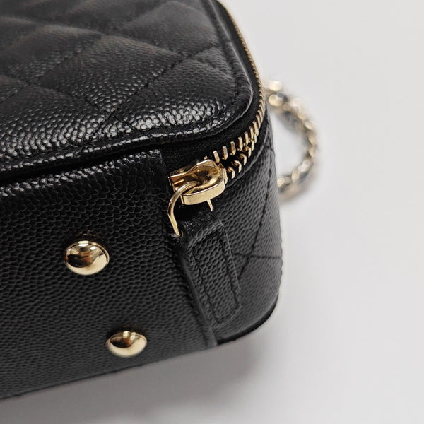 Quilted Grained Calfskin Shoulder Bag Black