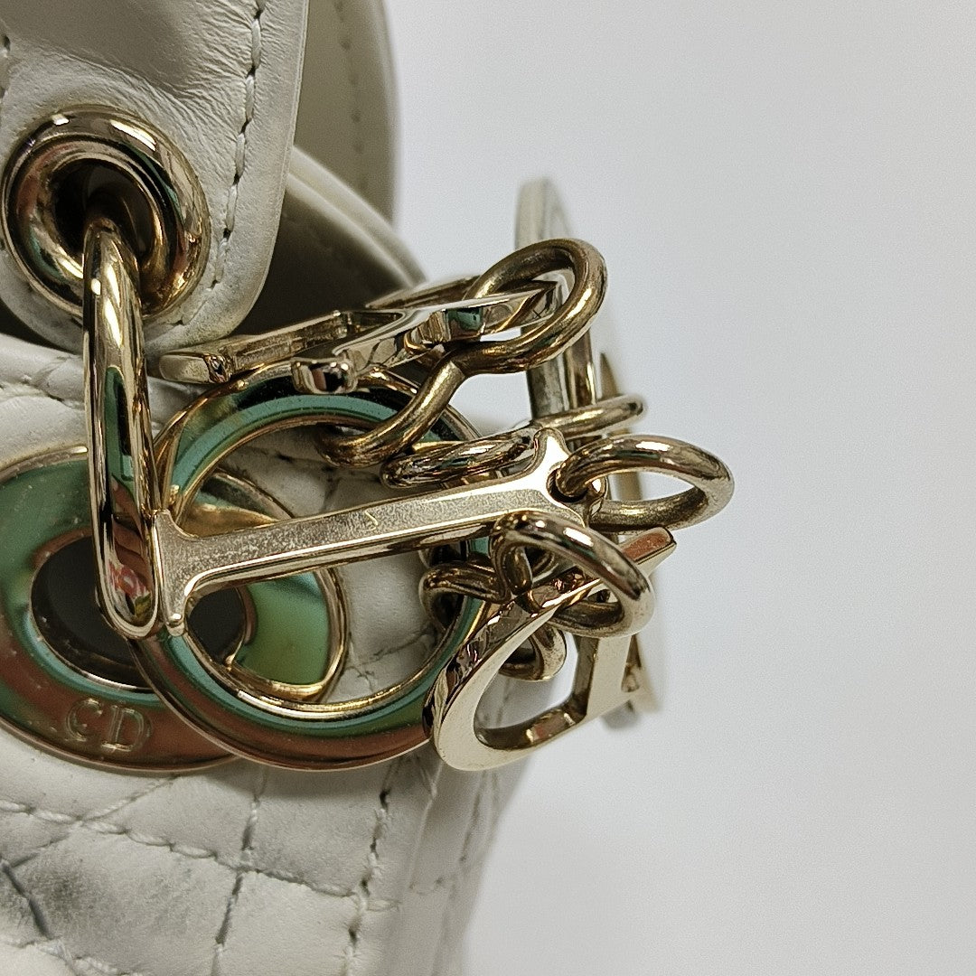 Lady Dior Super Mini Piel de cordero Blanca