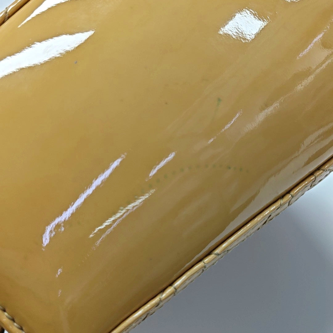 Authenticated pre-owned  Lady Dior Medium Quilted Patent Leather Yellow - Shoulder Bag at Looply
