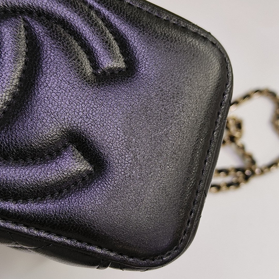 VANITY CASE Small Quilted Lambskin Black
