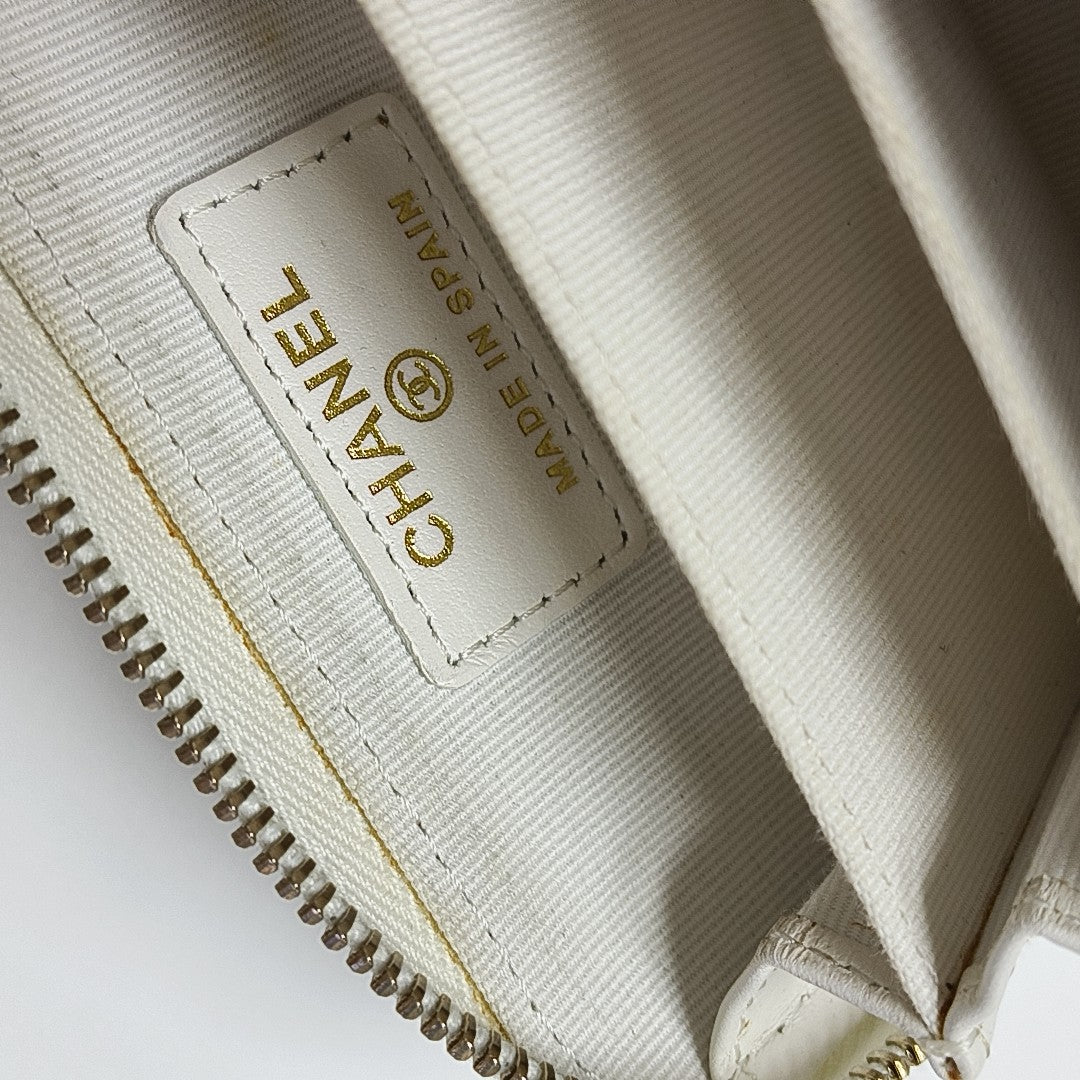 Quilted Grained Calfskin Card Holder White