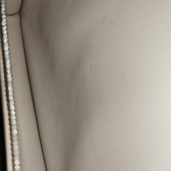 Constance 23 Evercolor White