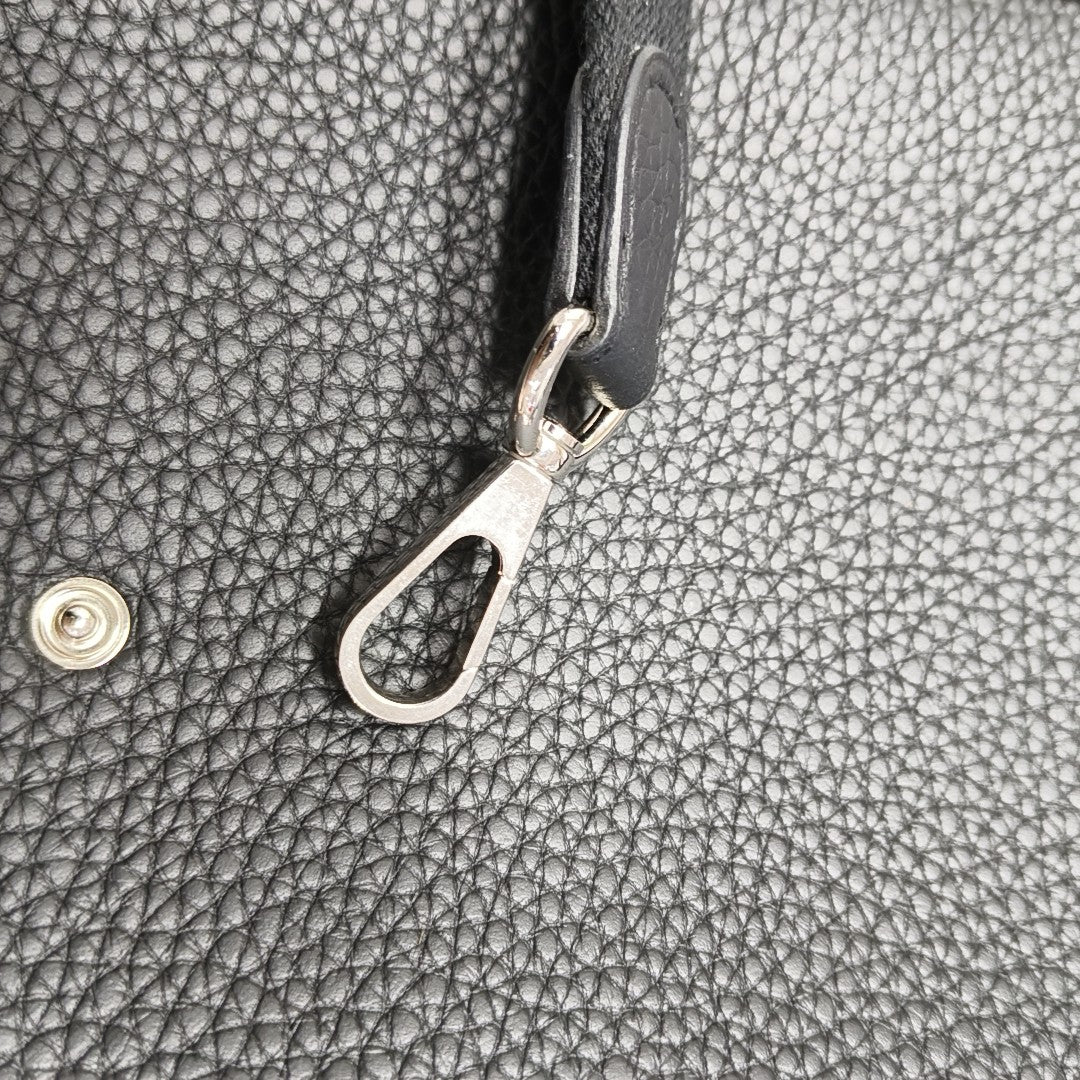 Authenticated pre-owned  Evelyne TPM Clemence Black - Shoulder Bag at Looply