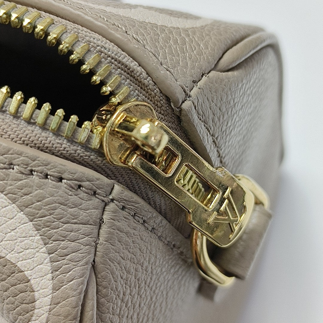 SPEEDY 20 Monogram Calfskin Gray