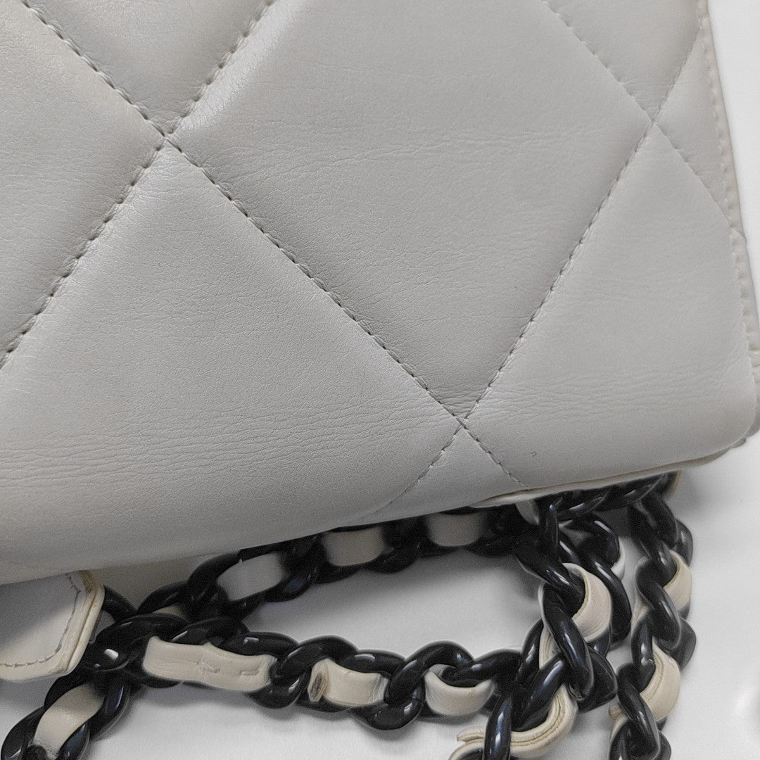 CHANEL 19 WOC Quilted Calfskin White