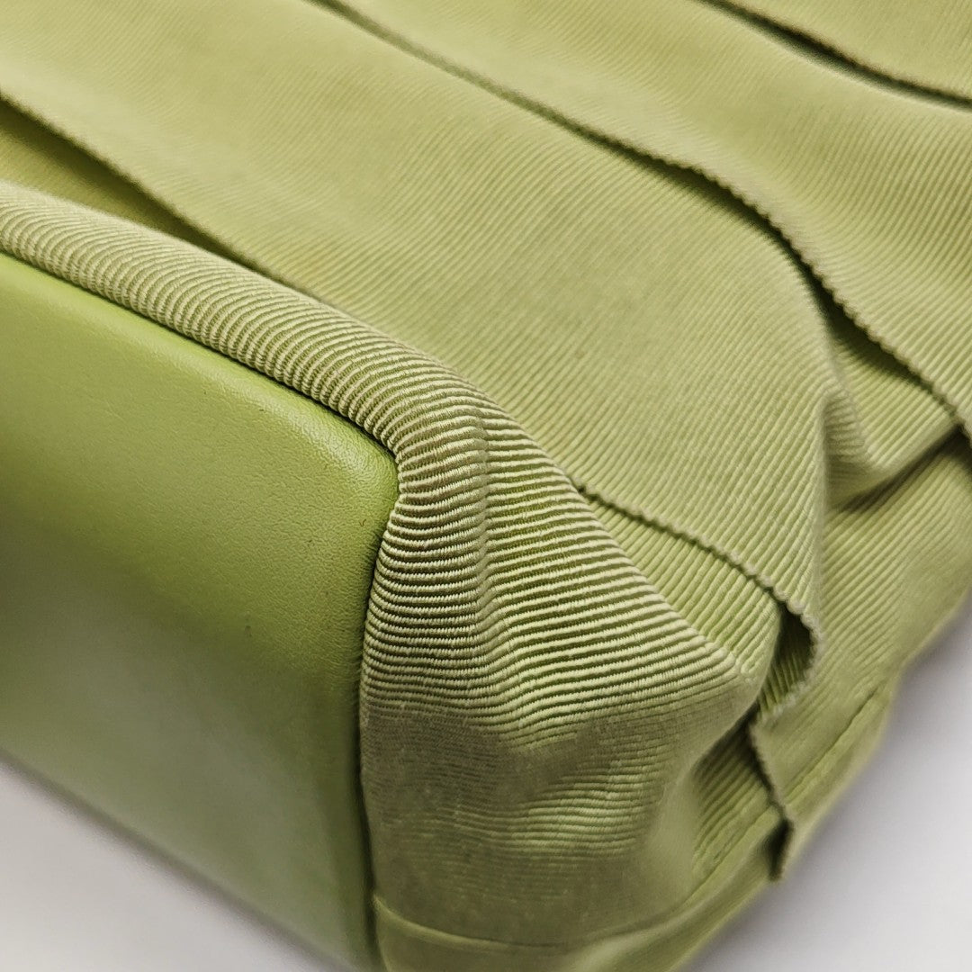Layered Medium Canvas Green
