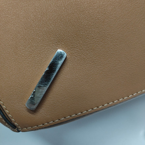 Puzzle Medium Calfskin Brown