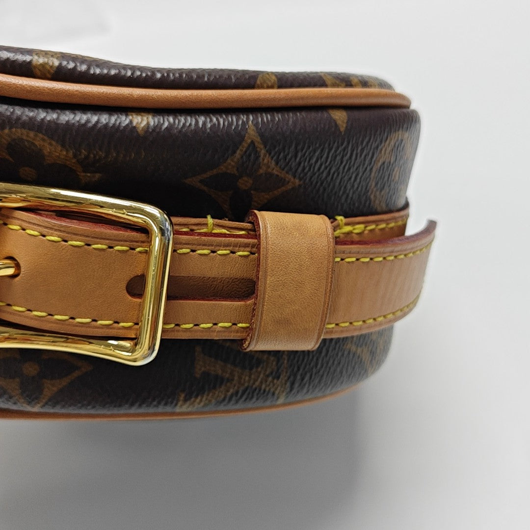 BOITE CHAPEAU MM Monogram Coated Canvas Brown