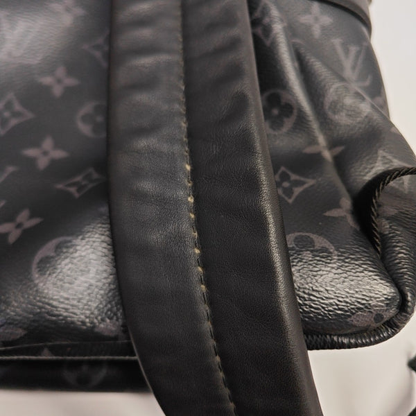 DISCOVERY Monogram Coated Canvas Gray