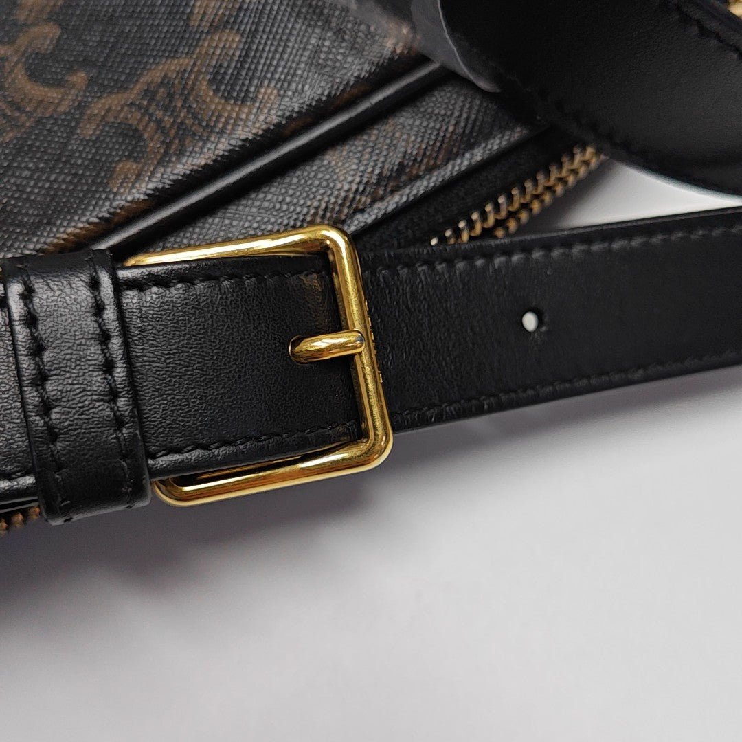 TRIOMPHE Medium Coated Canvas Black