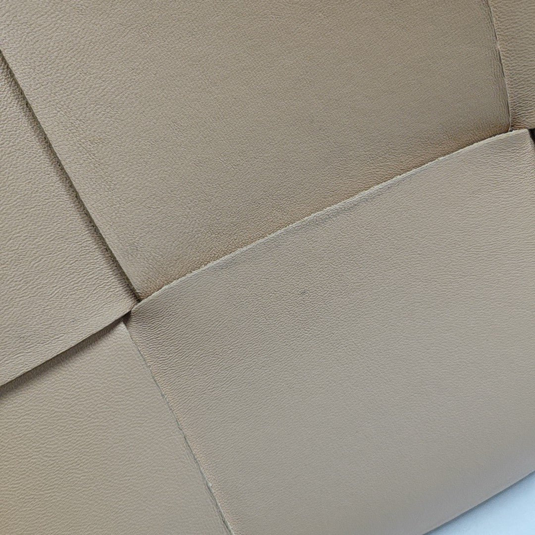 Arco Small Lambskin Beige