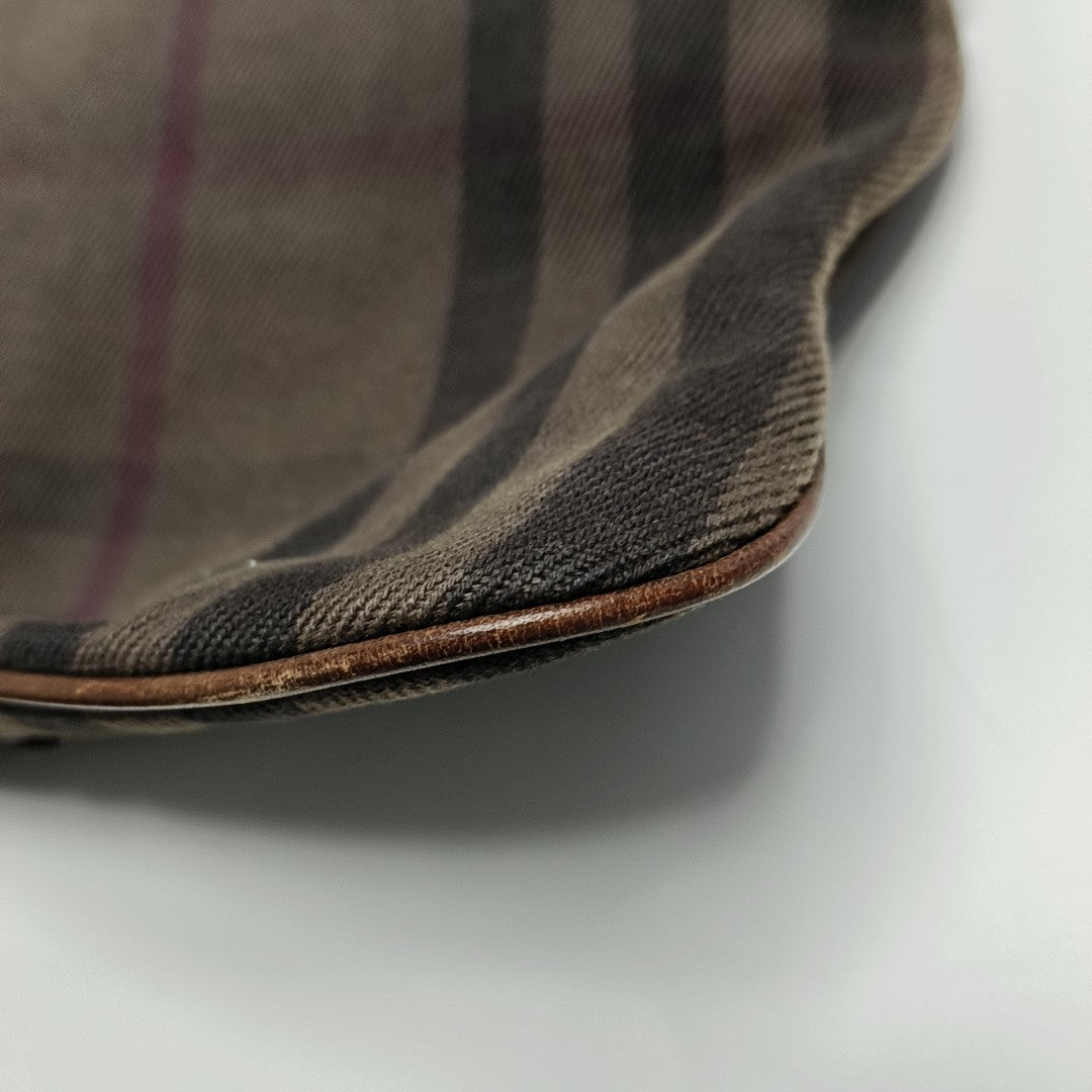 Canvas Brown
