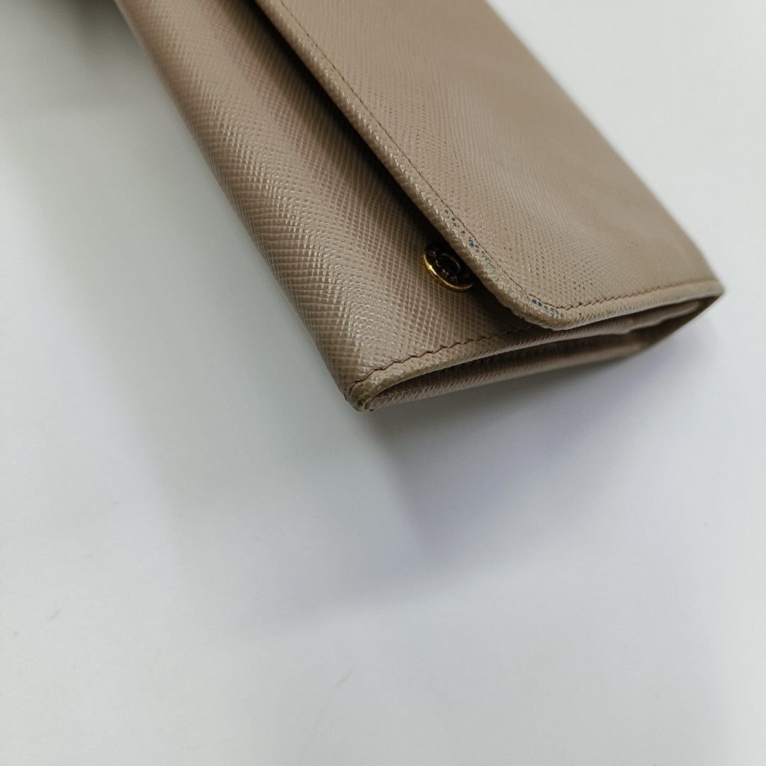 Calfskin Wallet Beige