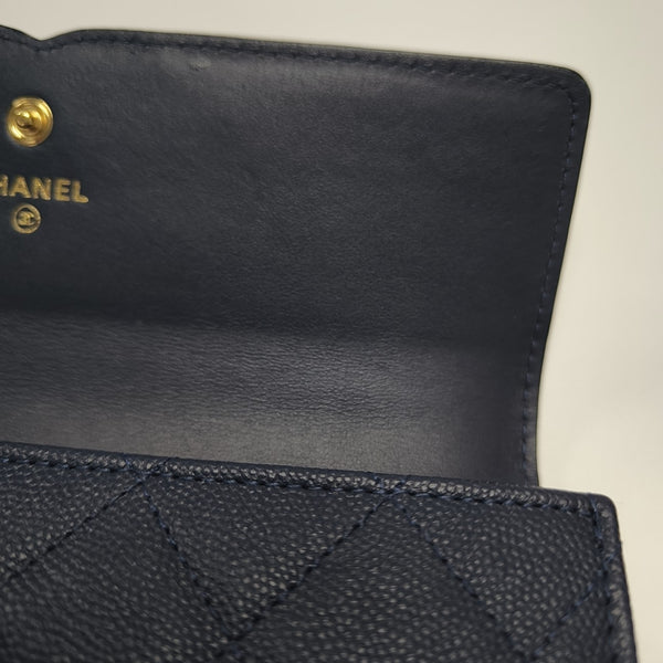 FILIGREE Medium Quilted Grained Calfskin Blue Wallet