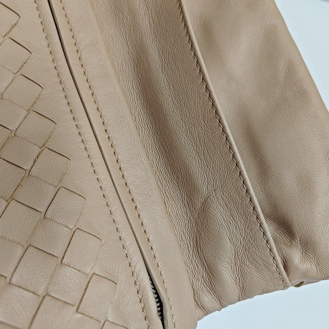 Calfskin Shoulder Bag Pink